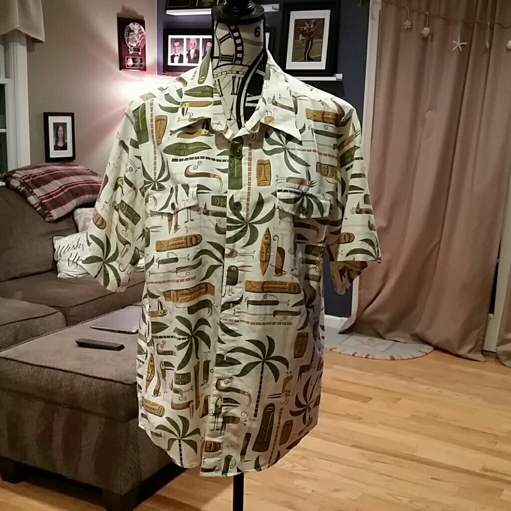 Hawaiian shirt